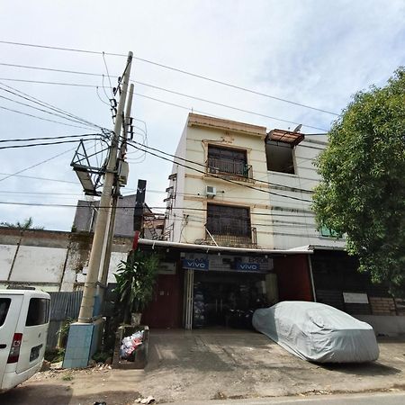 OYO 90260 Bumi Merpati Residence Macáçar Exterior foto