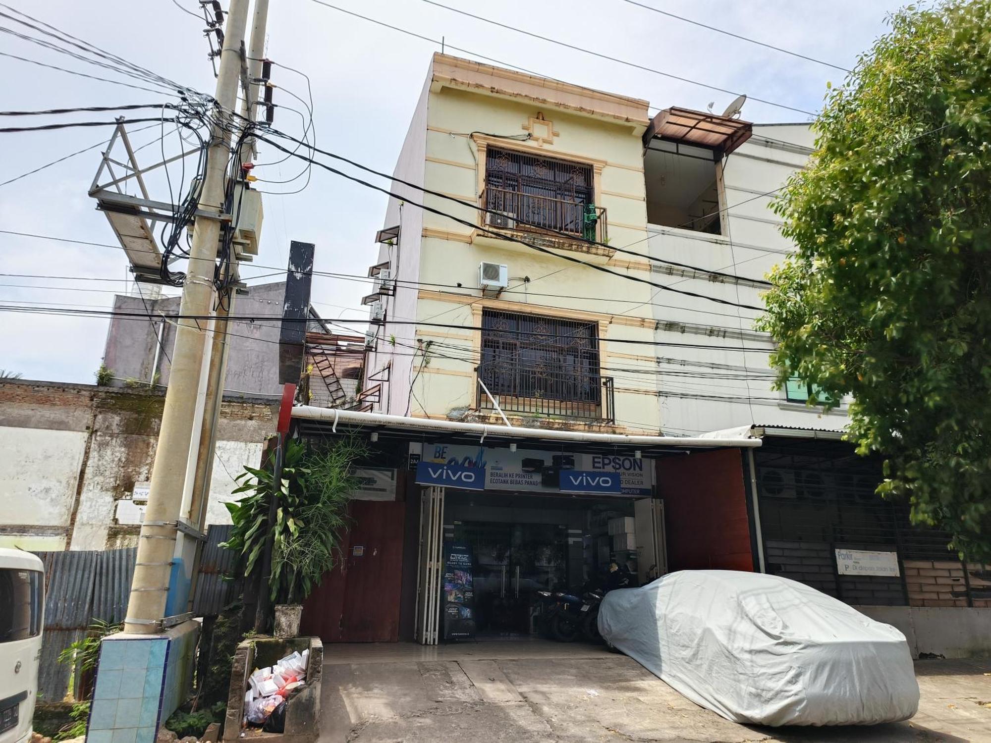 OYO 90260 Bumi Merpati Residence Macáçar Exterior foto
