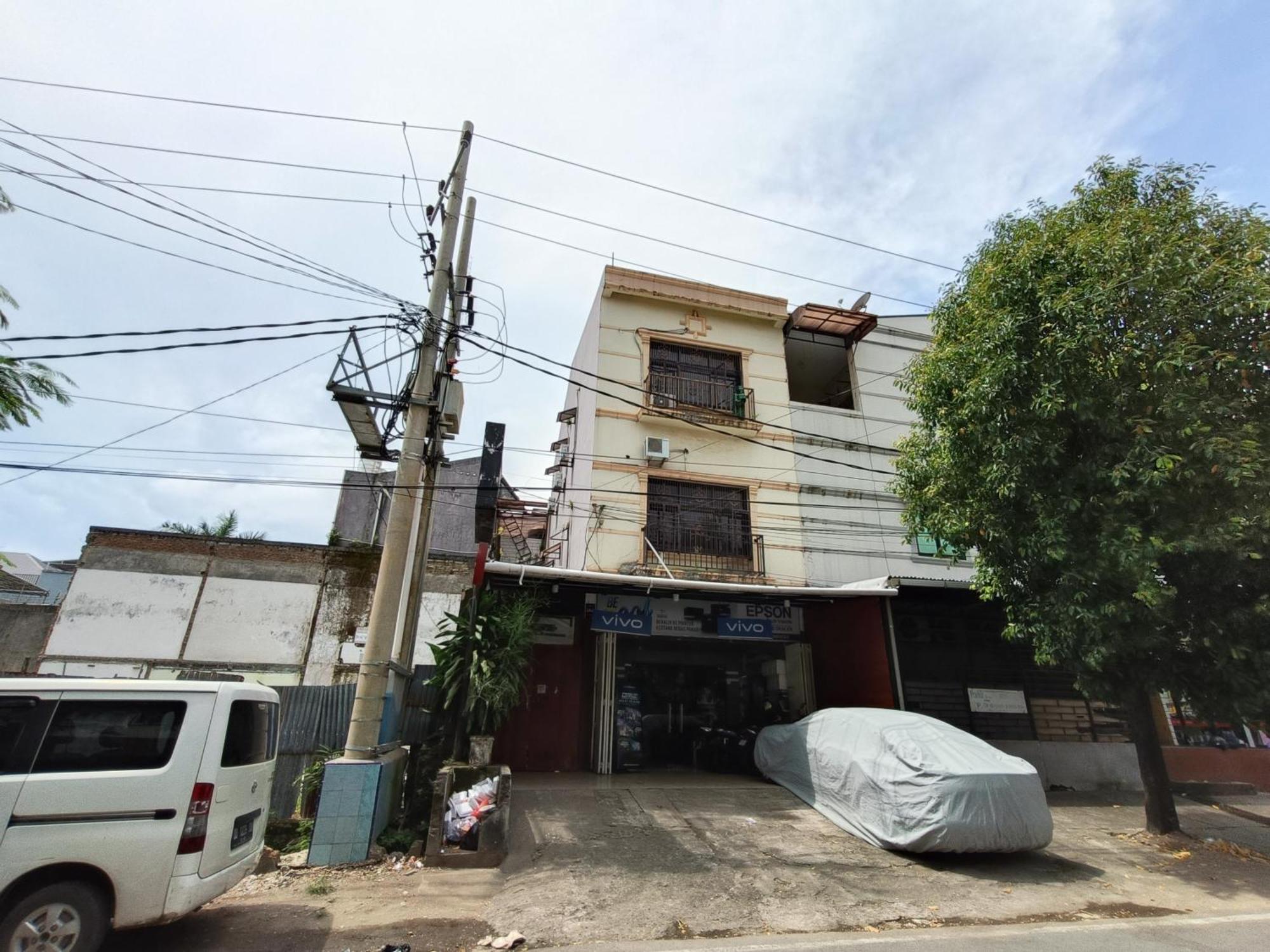 OYO 90260 Bumi Merpati Residence Macáçar Exterior foto